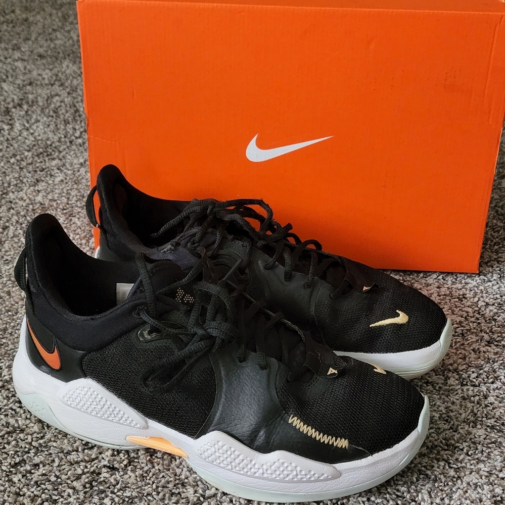 Men's Paul George Nike shoes